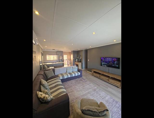 3 BEDROOM PROPERTY TO RENT IN NORTH RIDING